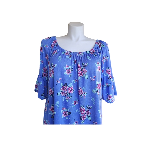 Kristen Nicole plus size blue floral top NWT! Size 3X - Picture 6 of 12